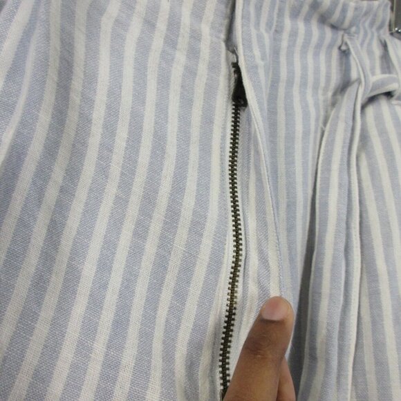 Abercrombie & Fitch Paperbag Shorts Women L White Blue Striped Linen Blend - Picture 7 of 11